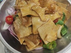 -江城燕子大排档(江汉路步行街店)