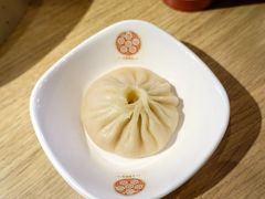 金牌鲜虾蟹籽灌汤包-老班长手工灌汤包(望京华彩店)