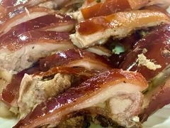 -黄记四更烤乳猪店