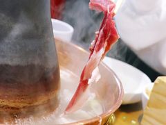 手工鲜切巴尔虎小羔羊后腿-古铜老院铜锅涮肉·清真(双井店)