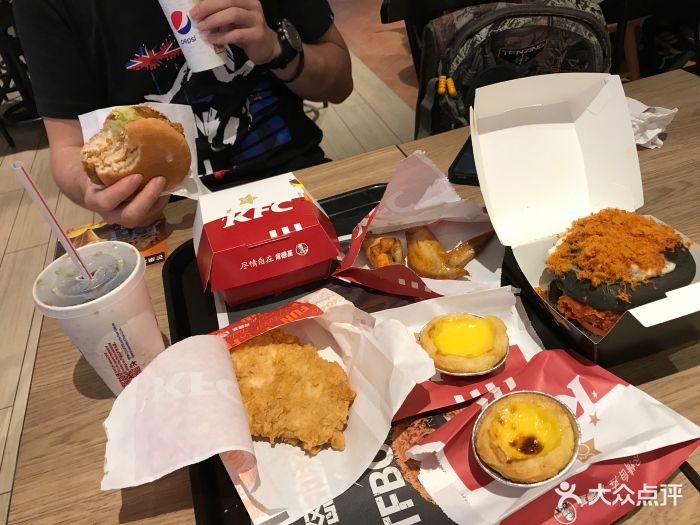 肯德基(华润万象城店)愤怒的汉堡双人餐图片