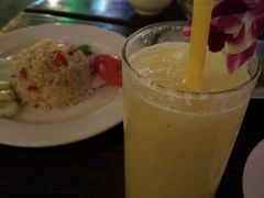 -Green Tree Rest. & Pub