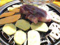 -唯成•韩国炭火烤肉 유성고기