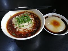 -秦云老太婆摊摊面(磁器口店)