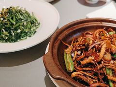 -桂满陇·手作小笼包&江南叫花鸡(中山公园店)