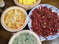 黄桷树辣子鸡-黄桷树曹家私房菜(江与城店)