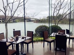 -上海怡沁园度假酒店