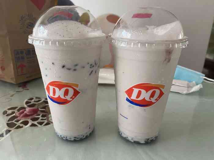 打分 这两天dq外卖优惠很绝 两杯奶昔仅24爽翻 要不是有点化了 血糯米