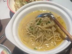 -湘西小馆(滨河路店)