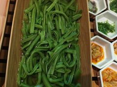 -牛YO寿喜烧·铁板烧和牛火锅自助(市府恒隆店)
