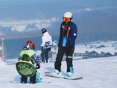 -长白山华美胜地滑雪场