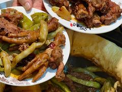 -哈尔滨烧烤·山河村铁锅炖(交大店)