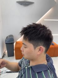 -金铂丽轻奢沙龙•直营