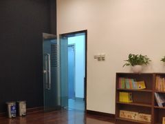 -奔驰利星行(北京花乡店)