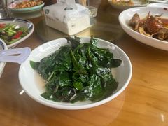 -芦茨金富饭庄·25年老字号·专做稻草鸡