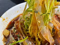 -烤肉小伙烤肉店