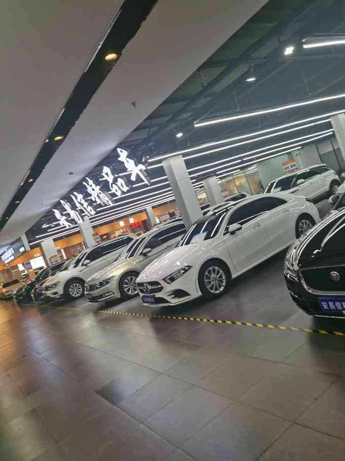 苏尚万车广场-"淘宝客服给推荐的二手车行,在大山附近,周.