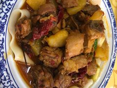 新疆大盘鸡-新疆巴州金丝特餐厅(大钟寺店)