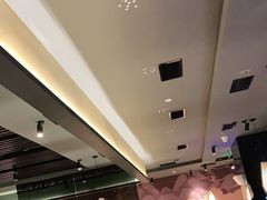 -呷哺呷哺(融创茂店)