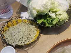 -洞庭洲·防空洞火锅·铜锅涮肉·烧烤(新百广场店)