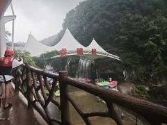 -虎啸峡漂流