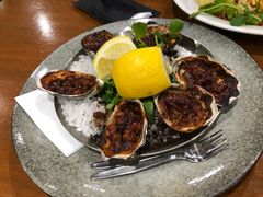 -12 Rocks Beach Bar Cafe