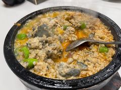 臭豆腐煲-郑鼎菜馆