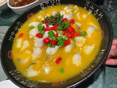 -湖泉水云间餐厅·弥勒地道菜(B座店)