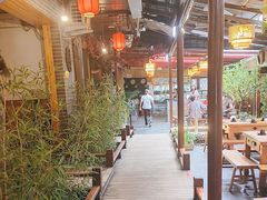-三道苗苗鱼·美蛙黄辣丁(八里店)