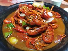 黄焖龙虾-肖记公安牛肉鱼杂(田林路店)