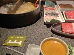 -三出山火锅(南京万象天地店)