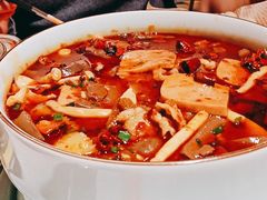 -渝信川菜 · 川味家常菜(财富购物中心店)