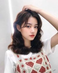 -变画·发型STUDIO
