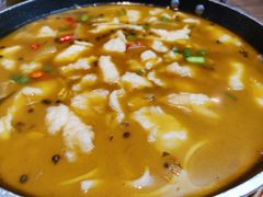 -有红鸡毛店·川菜(建设路店)