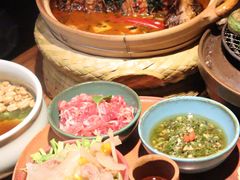 -吃饭皇帝大土家民族菜(正大广场店)