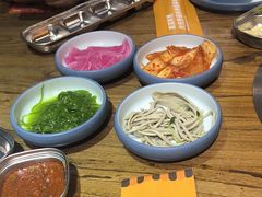 -明洞阿姨·韩式酱蟹烤肉·创意料理(三元桥店)