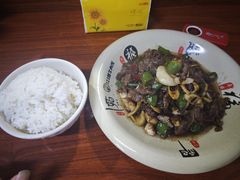-何永光123鲜牛肉馆(1号店)