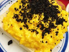 黑松露炒蛋多士-華人 華星冰室(氹仔 店)