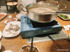 -牛满溢·自助潮汕鲜牛肉火锅(龙汇路店)