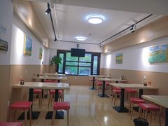 大堂-八卤粉面·西安刀削·绵阳米粉(三湘泗宝店)