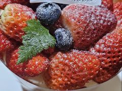 -山与蓝·轻糖鲜果蛋糕(勒泰店)