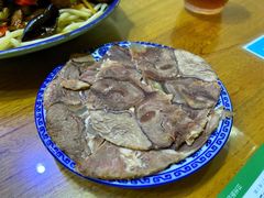 -伊穆祥牛肉面总店·清真