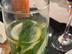 -东方红海鲜百汇(国际大厦店)