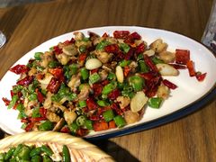 -二孃鸡爪爪(东风路总店)