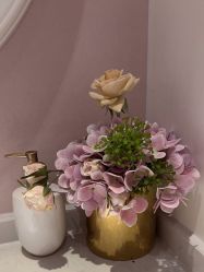 -蕾蕾美颜美容美体