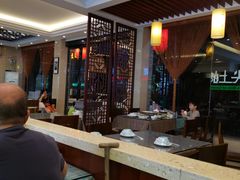 大堂-自游人·美食一楼·地道徽菜(三十年名店)
