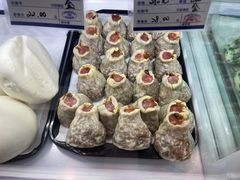 -白玉兰食品(中山公园龙之梦店)