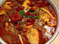 -渝信川菜 · 川味家常菜(财富购物中心店)