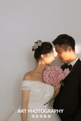 -纪梵希旅拍婚纱摄影(大连总店)