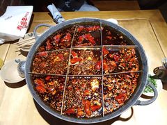 -白乐天毛肚火锅馆(解放碑店)